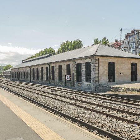 Mallard Engine Shed 휫비 외부 사진